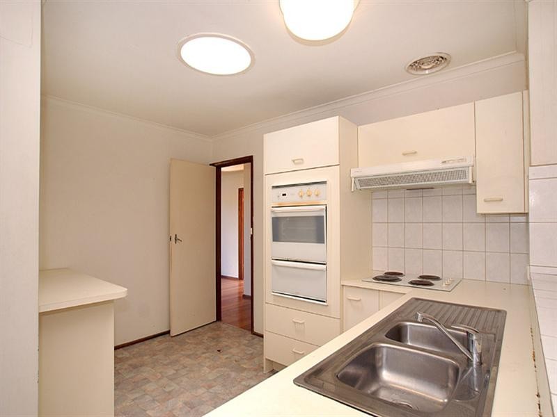 25 Loretto Avenue, Ferntree Gully VIC 3156