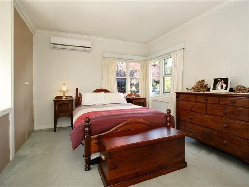 1 Hunter Street, Ferntree Gully VIC 3156