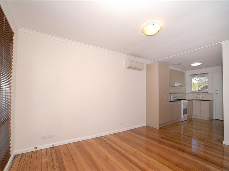1/8 Simpson Road, Ferntree Gully VIC 3156