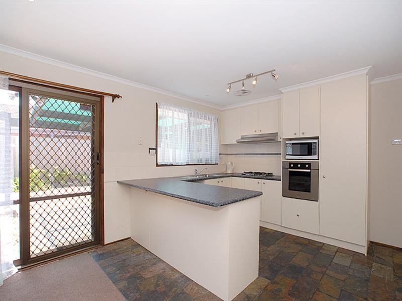 10 Marsden Court, Cranbourne North VIC 3977