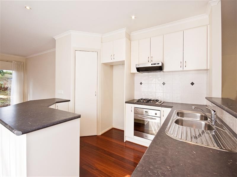 2B Newton Street, Ferntree Gully VIC 3156