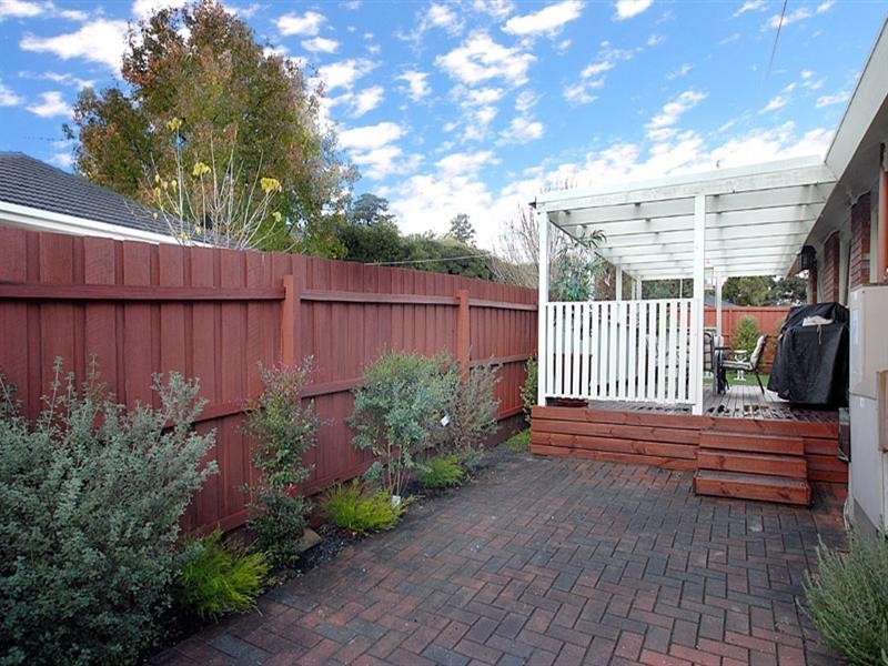 1/64 Francis Crescent, Ferntree Gully VIC 3156