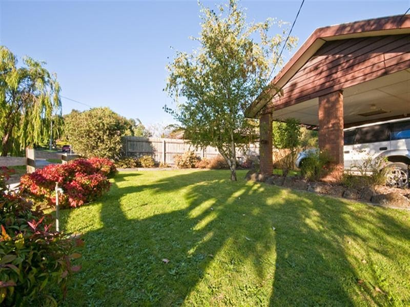 51 Kevin Avenue, Ferntree Gully VIC 3156