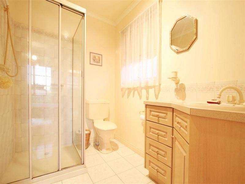 12 Sundew Court, Knoxfield VIC 3180