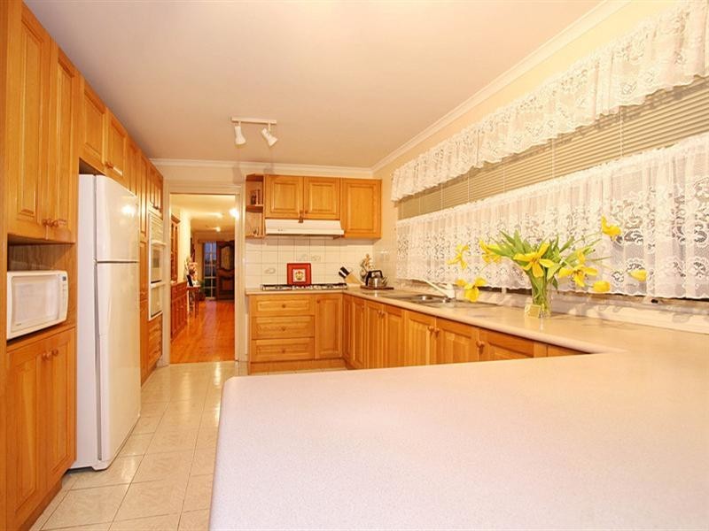 12 Sundew Court, Knoxfield VIC 3180