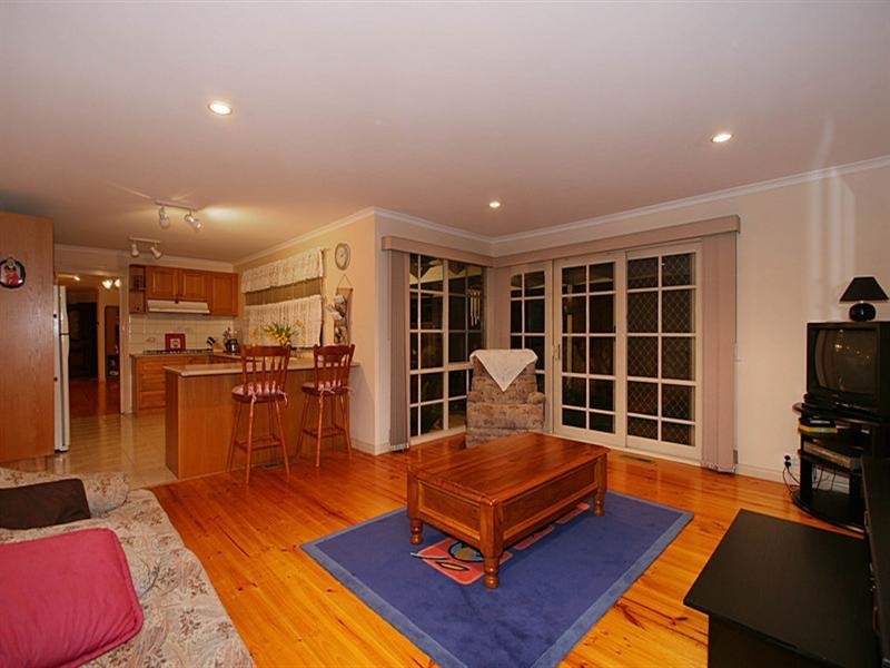 12 Sundew Court, Knoxfield VIC 3180