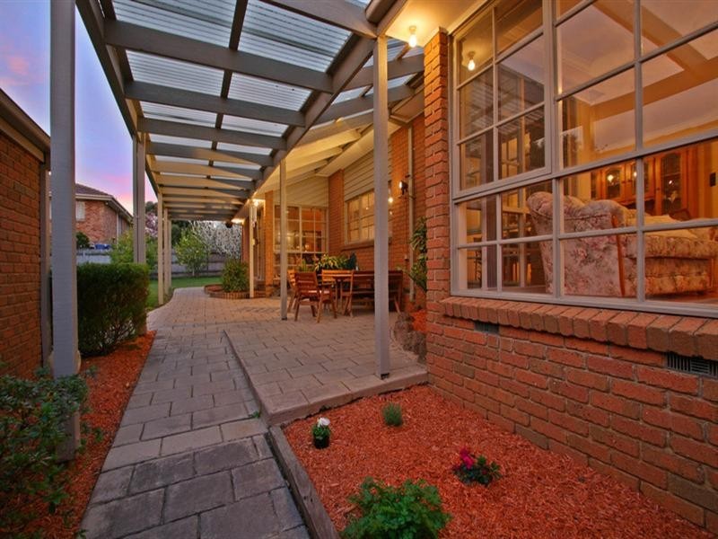 12 Sundew Court, Knoxfield VIC 3180