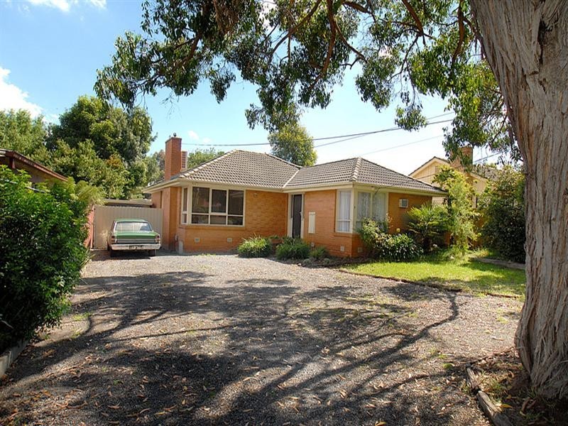 9 White Avenue, Bayswater North VIC 3153