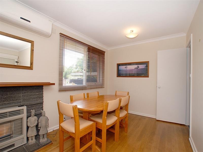 9 White Avenue, Bayswater North VIC 3153