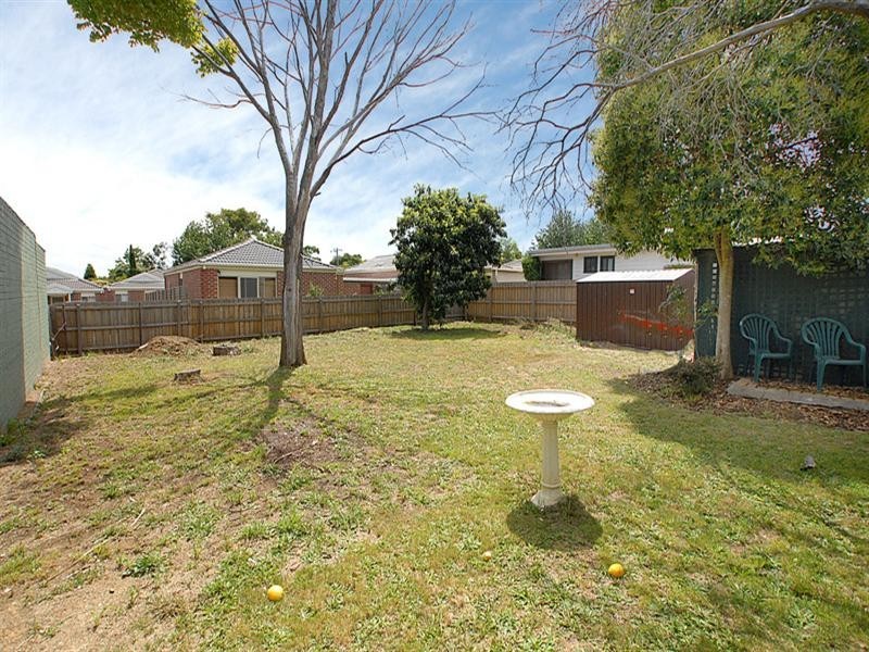 4 Carlisle Road, Ferntree Gully VIC 3156