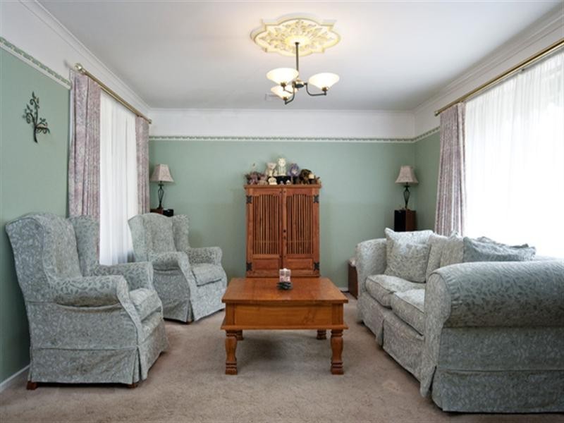 294 Windermere Drive, Ferntree Gully VIC 3156