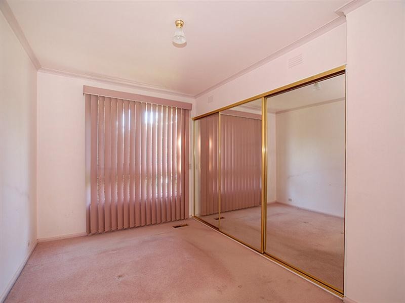 23 Commercial Road, Ferntree Gully VIC 3156