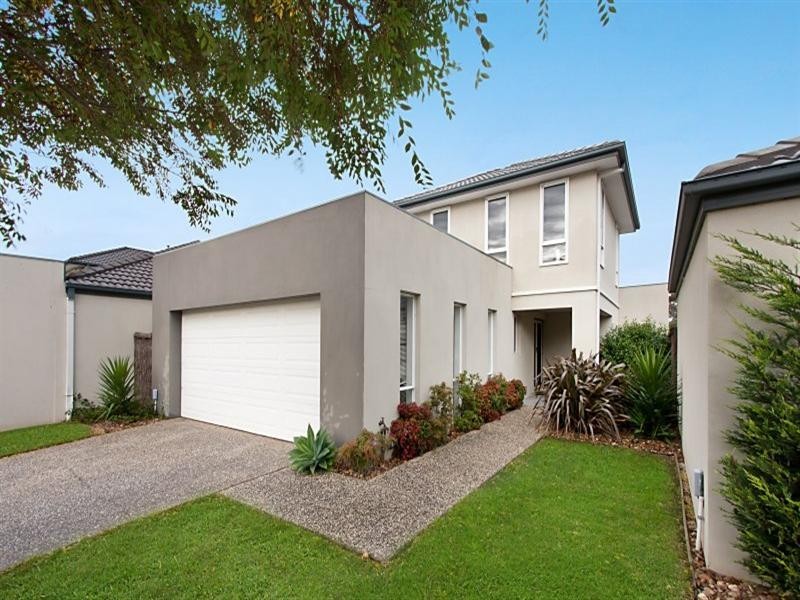 52 Sovereign Manors Crescent, Rowville VIC 3178