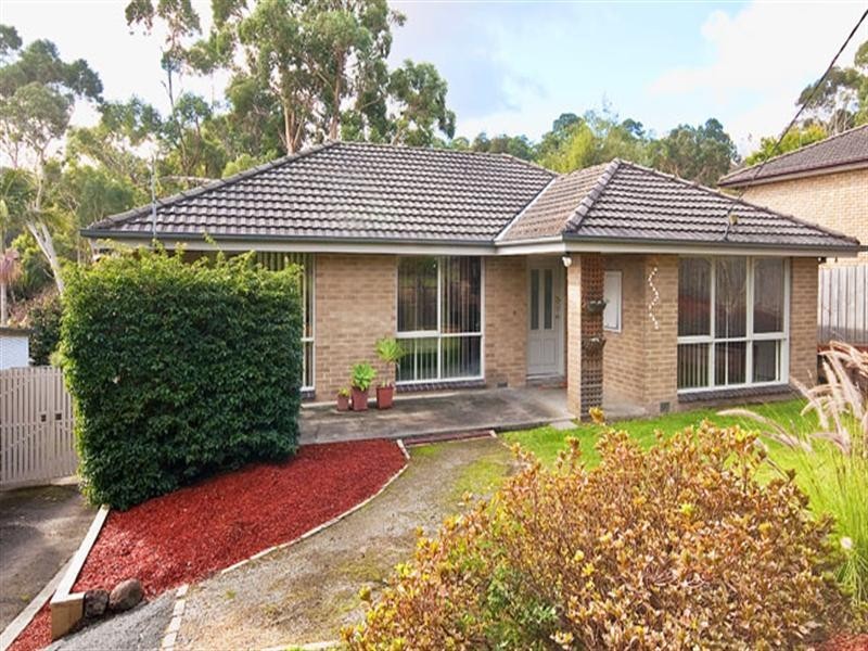 29 Winwood Drive, Ferntree Gully VIC 3156