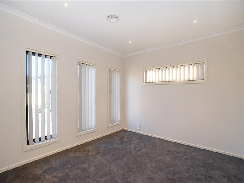 3 Ibis Close, Pakenham VIC 3810