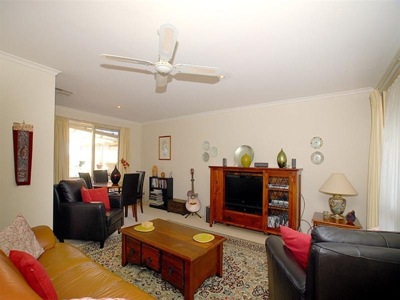 10 Nevis Court, Endeavour Hills VIC 3802