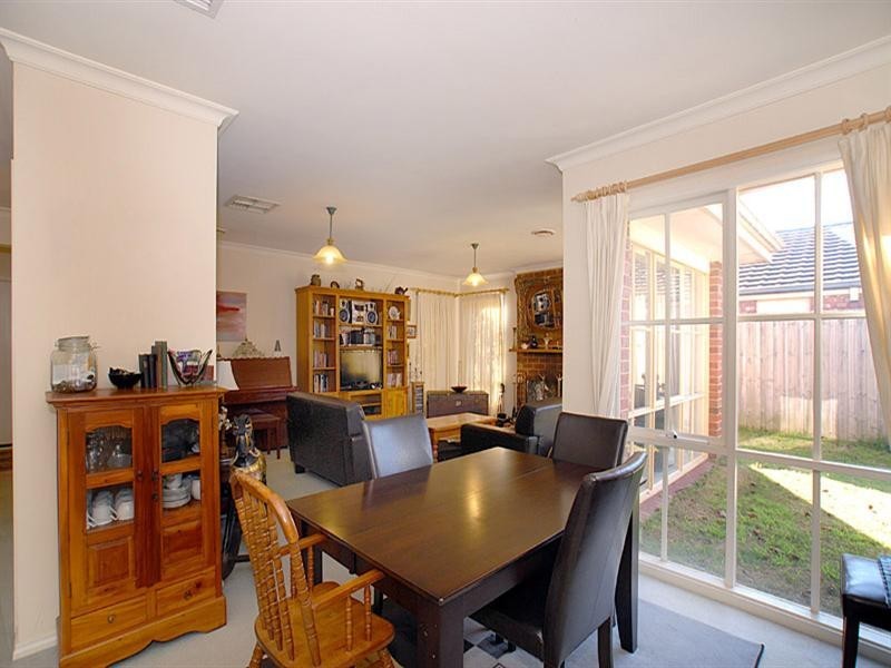 5 Norvel Road, Ferntree Gully VIC 3156