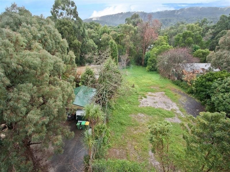 13 Bayview Road, Upwey VIC 3158
