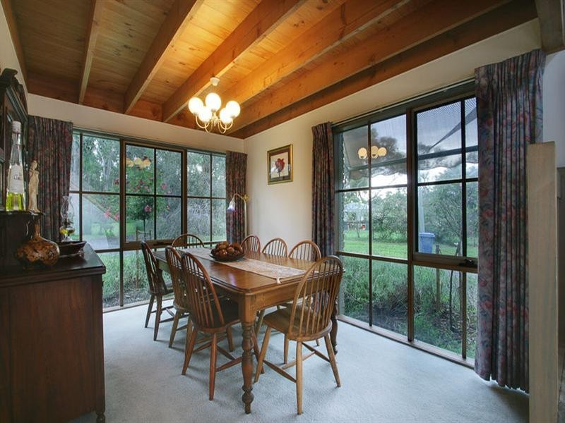 11 Lillypilly Lane, Kilsyth South VIC 3137