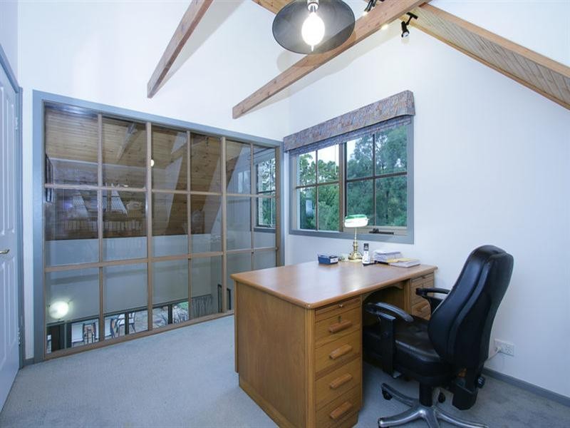 11 Lillypilly Lane, Kilsyth South VIC 3137