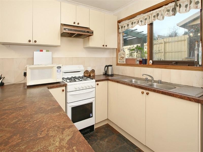 1 Reeve Place, Rowville VIC 3178