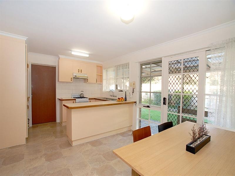 12/92 Devinish Road, Boronia VIC 3155