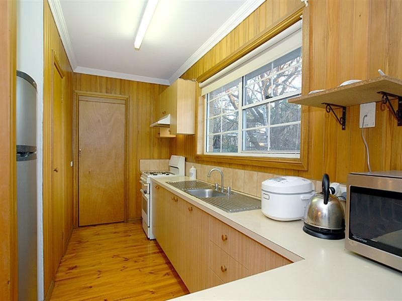 1A Shannon Avenue, Ferntree Gully VIC 3156