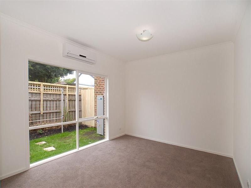 4/17-19 Myrtle Street, Bayswater VIC 3153