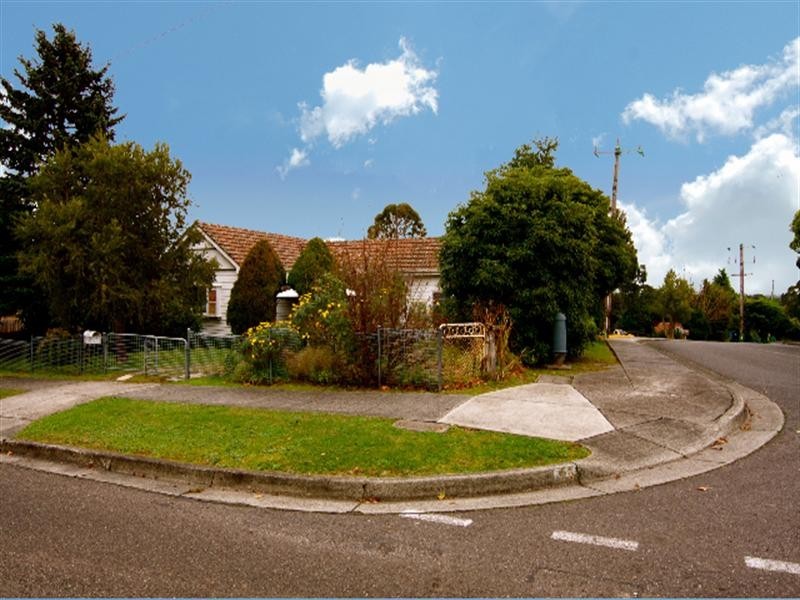 26 The Avenue, Ferntree Gully VIC 3156