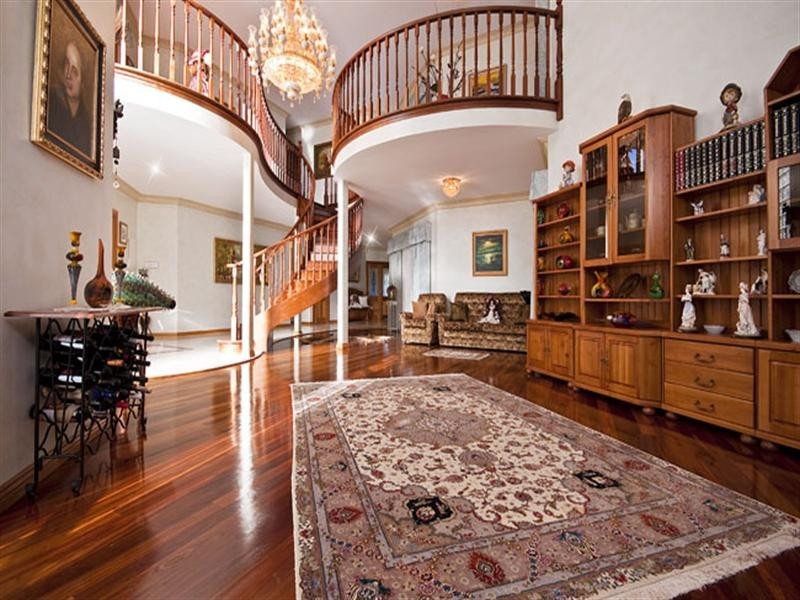 1 The Outlook, Lysterfield South VIC 3156