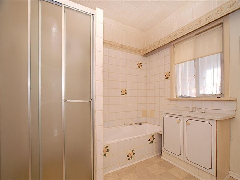 2 Woodvale Road, Boronia VIC 3155