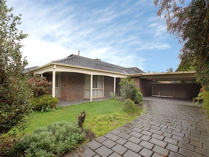 164 Windermere Drive, Ferntree Gully VIC 3156
