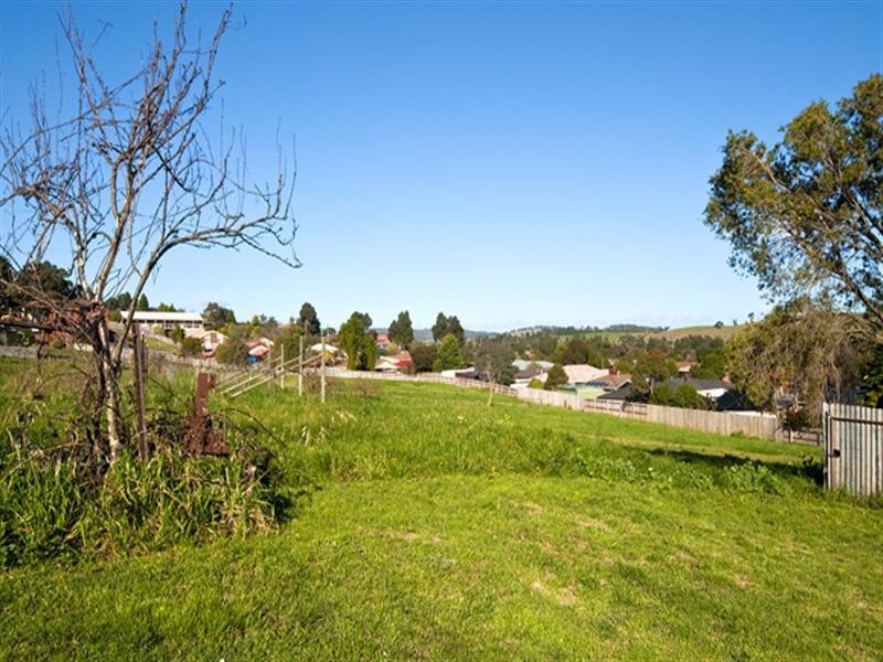 95 Blackwood Park Road, Ferntree Gully VIC 3156