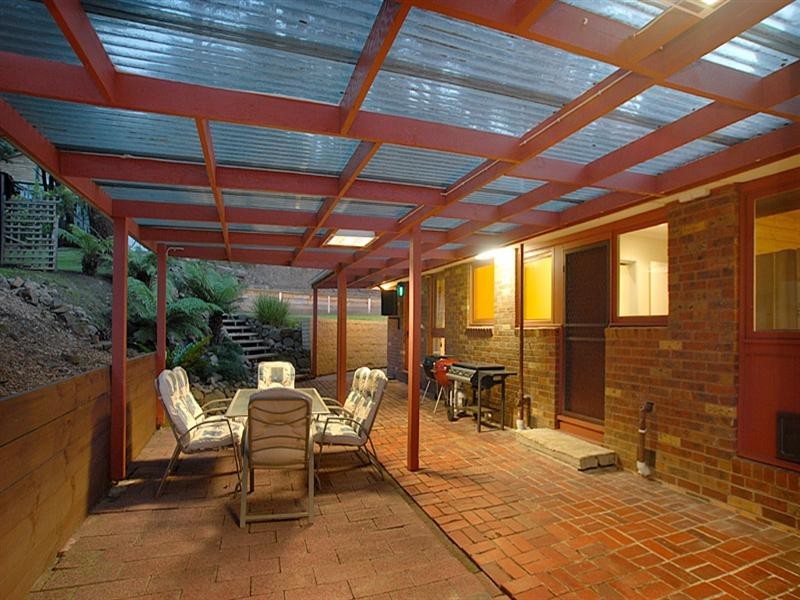 108 Old Belgrave Road, Upwey VIC 3158