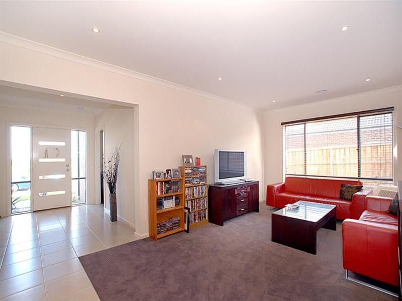 72 Grices Road, Berwick VIC 3806