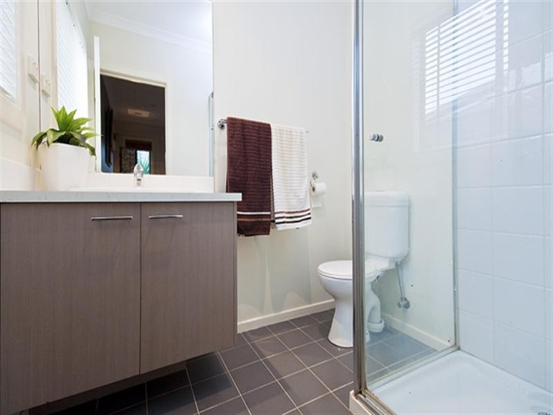 30 Sanctuary Crescent, Rowville VIC 3178