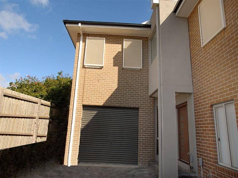 4/3 King Street, Bayswater VIC 3153