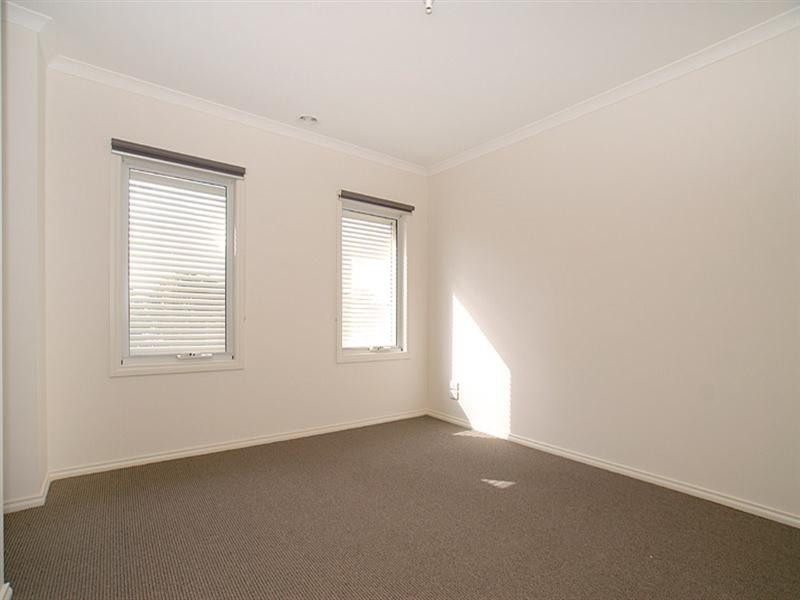 4/3 King Street, Bayswater VIC 3153