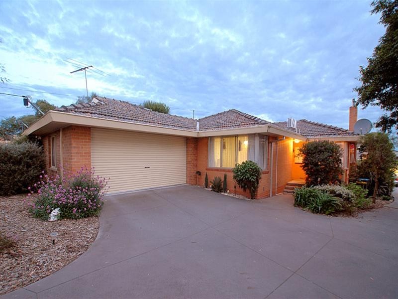 1/15 Laurel Avenue, Boronia VIC 3155