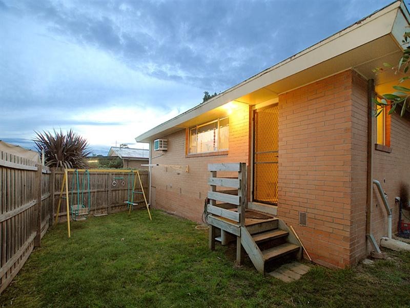 1/15 Laurel Avenue, Boronia VIC 3155