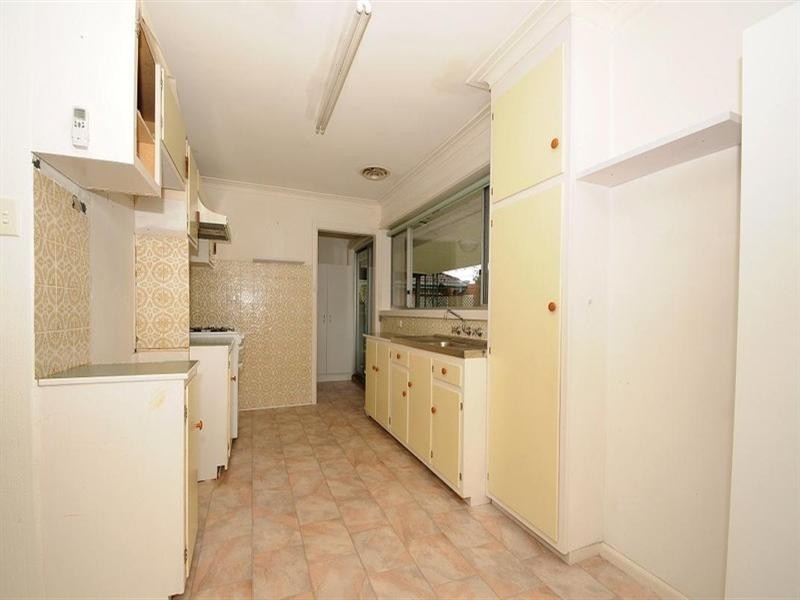 11 Iris Crescent, Boronia VIC 3155