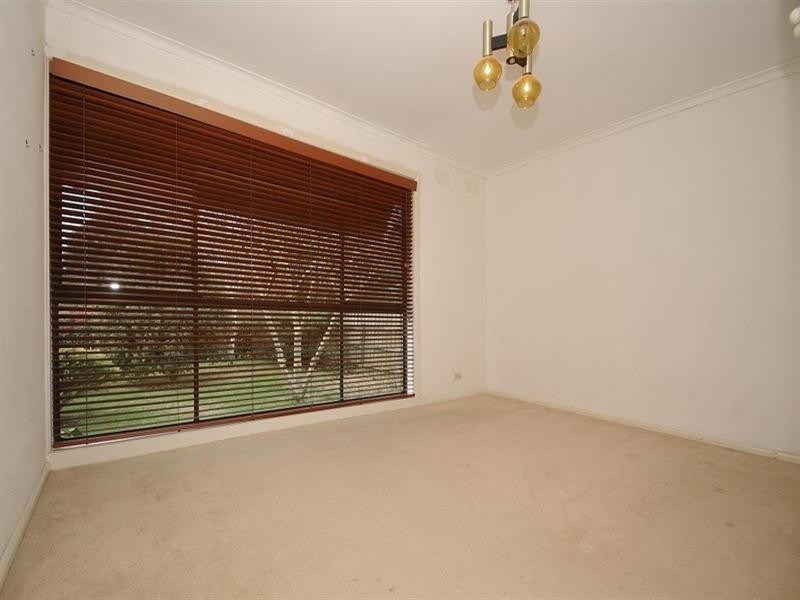 11 Iris Crescent, Boronia VIC 3155