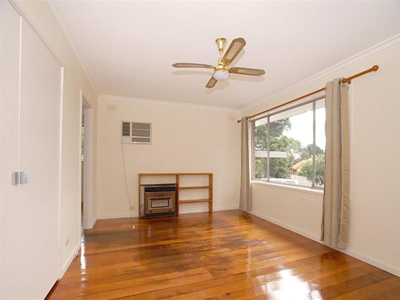 2/19 Elizabeth Street, Bayswater VIC 3153