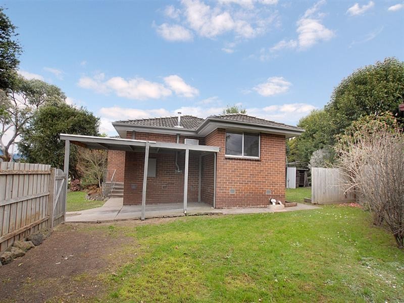 2/19 Elizabeth Street, Bayswater VIC 3153