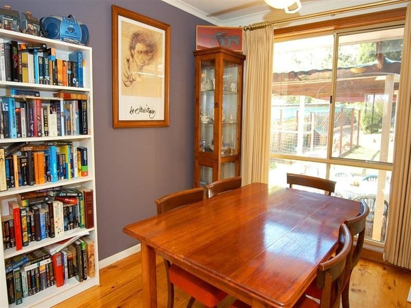 4 Stephen Road, Ferntree Gully VIC 3156