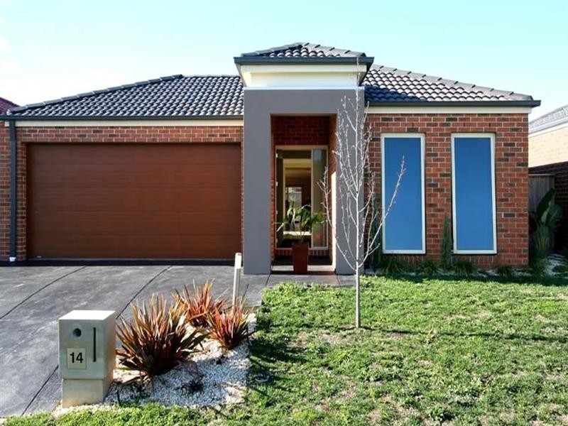 14 Monbulk Crescent, Rowville VIC 3178