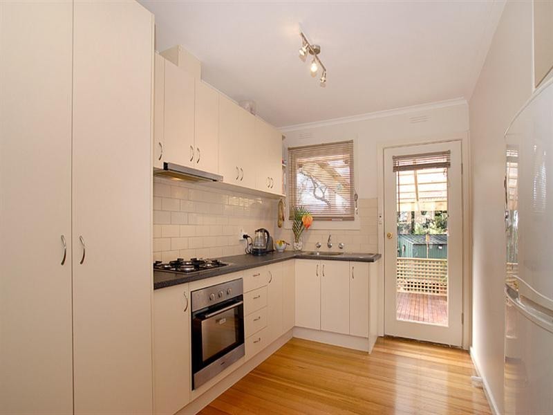 3/8 Simpson Road, Ferntree Gully VIC 3156