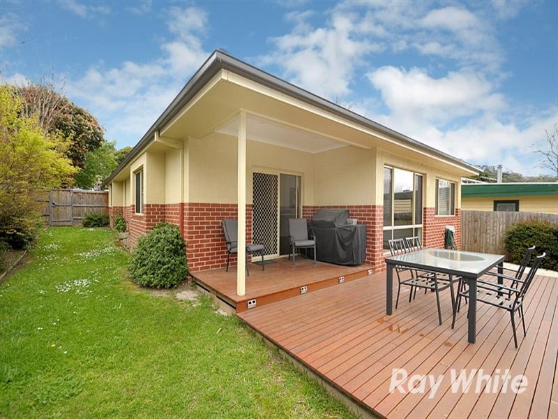 1/17 Johns Street, Upper Ferntree Gully VIC 3156