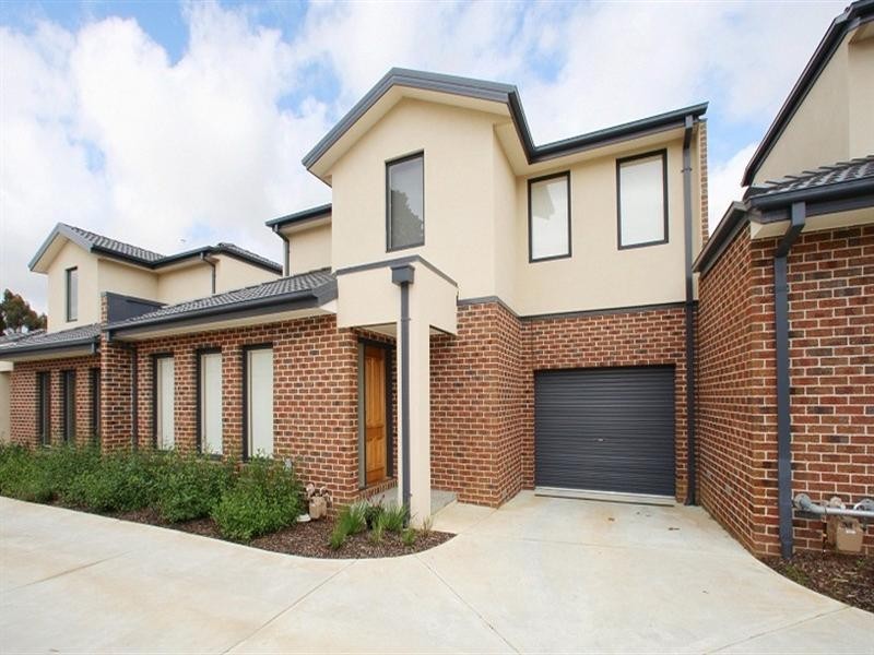 2/2 Elm Street, Bayswater VIC 3153