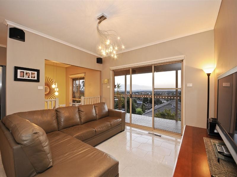 23 Leon Court, Ferntree Gully VIC 3156